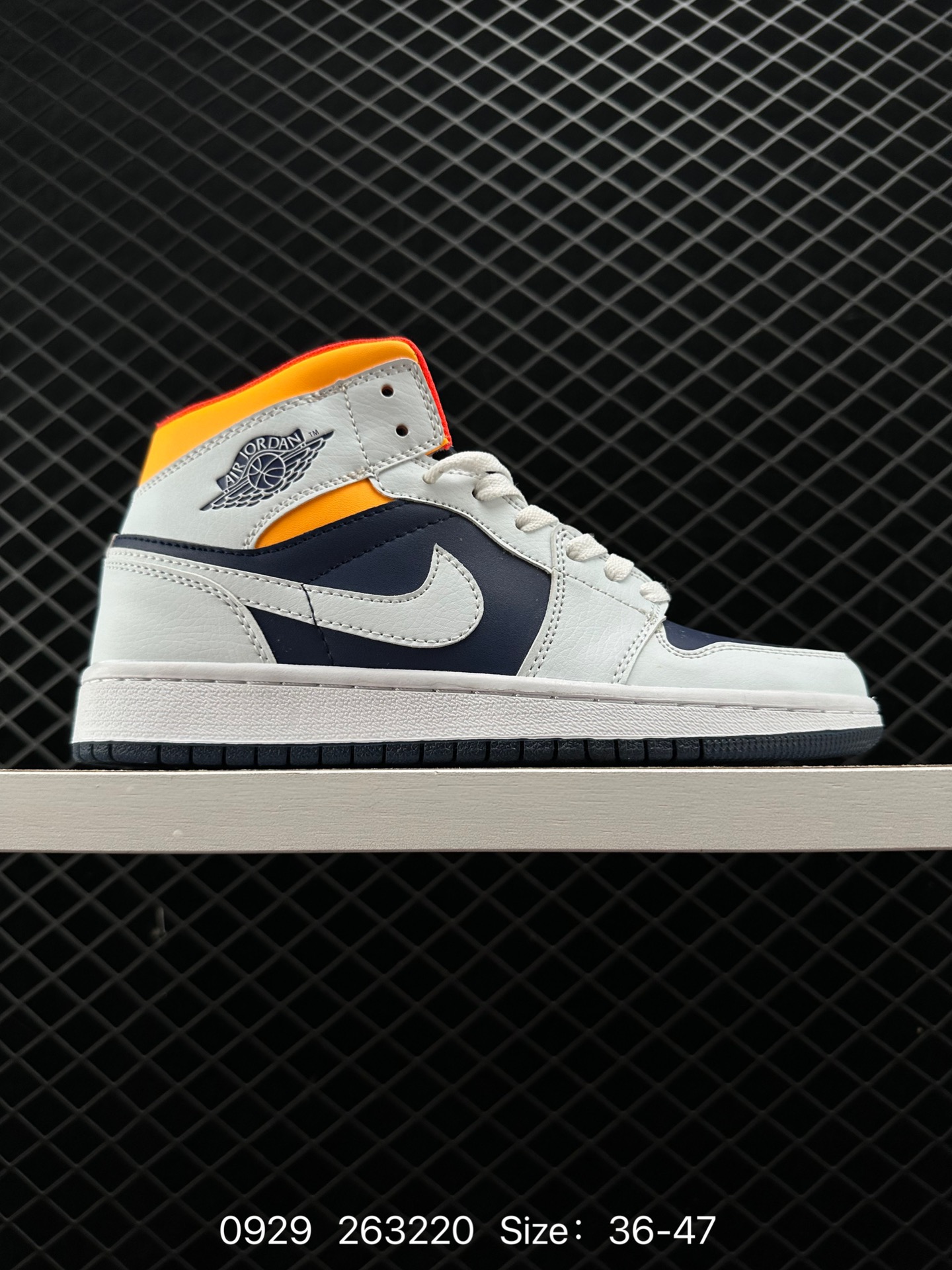 Nike Air Jordan 1 Retro High Nike Air Jordan 1 Retro High